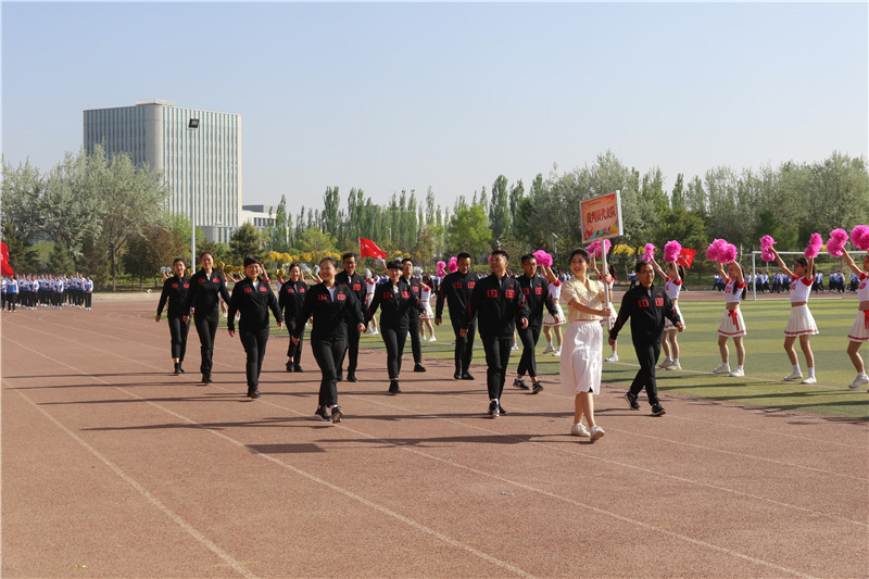 1651296735015022135.jpg CE4A4975.jpg
