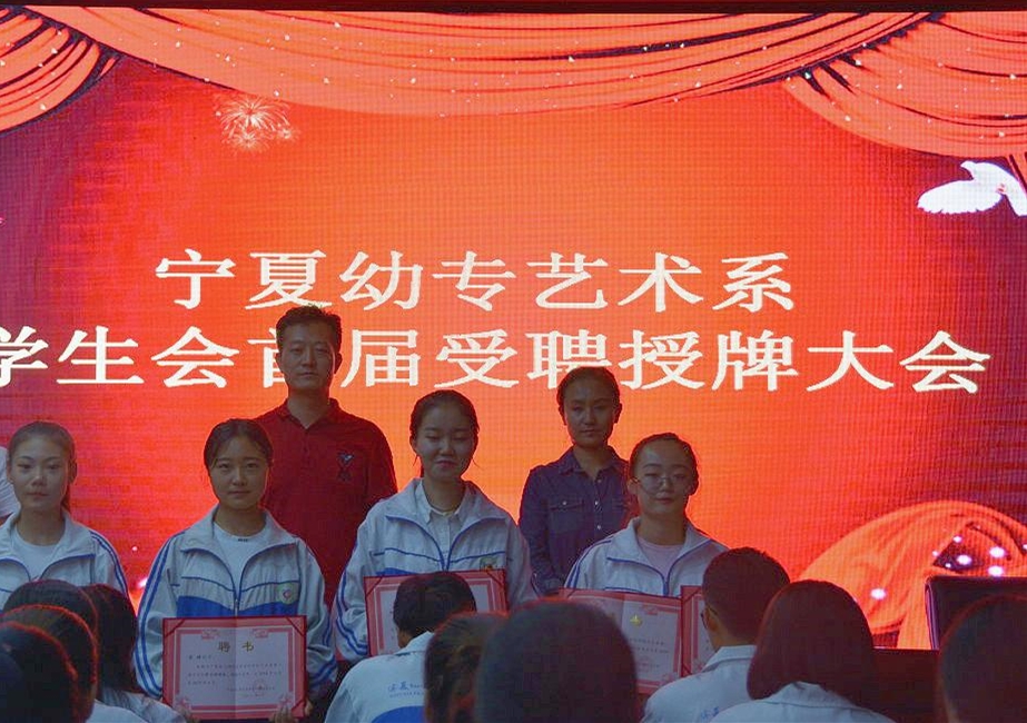1537006043665026185.jpg 1531059298482079305_副本.jpg